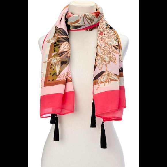 DG2 by Diane Gilman 30th Anniversary Collectible Printed Scarf Pink - Picture 1 of 2